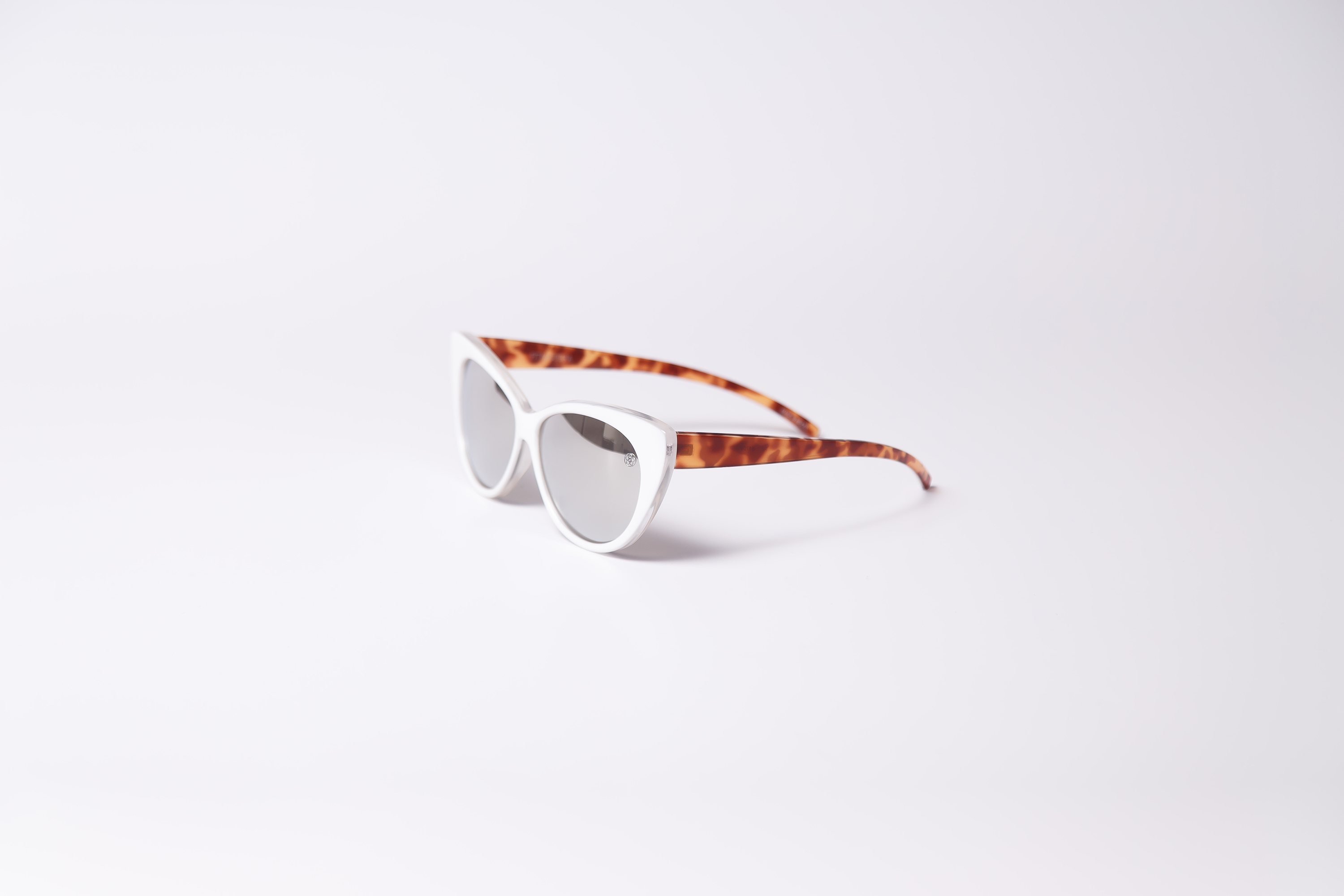 PITANGA BRANCO ESPELHADO - Imagem 2