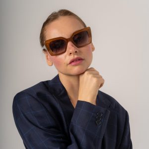 Naty Caramelo haste marrom